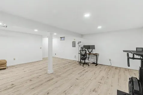 43 Iris Lane South Burlington VT 05403