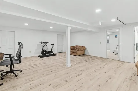 43 Iris Lane South Burlington VT 05403