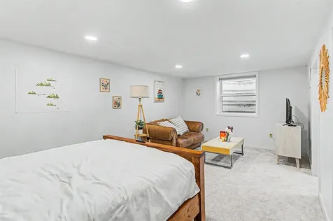 43 Iris Lane South Burlington VT 05403