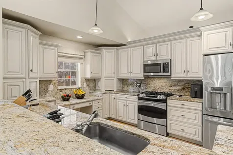 43 Iris Lane South Burlington VT 05403