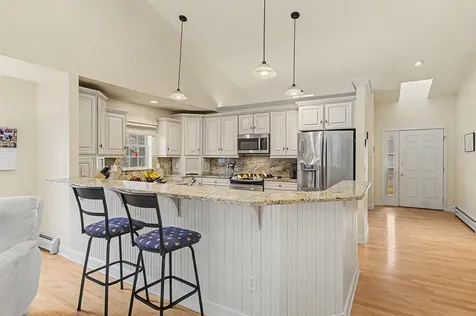 43 Iris Lane South Burlington VT 05403