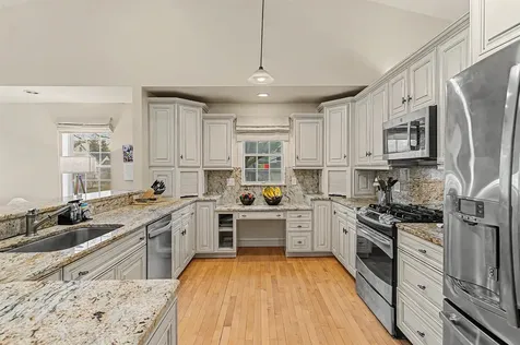 43 Iris Lane South Burlington VT 05403