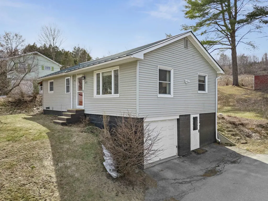 123 Berlin Street Barre City VT 05641