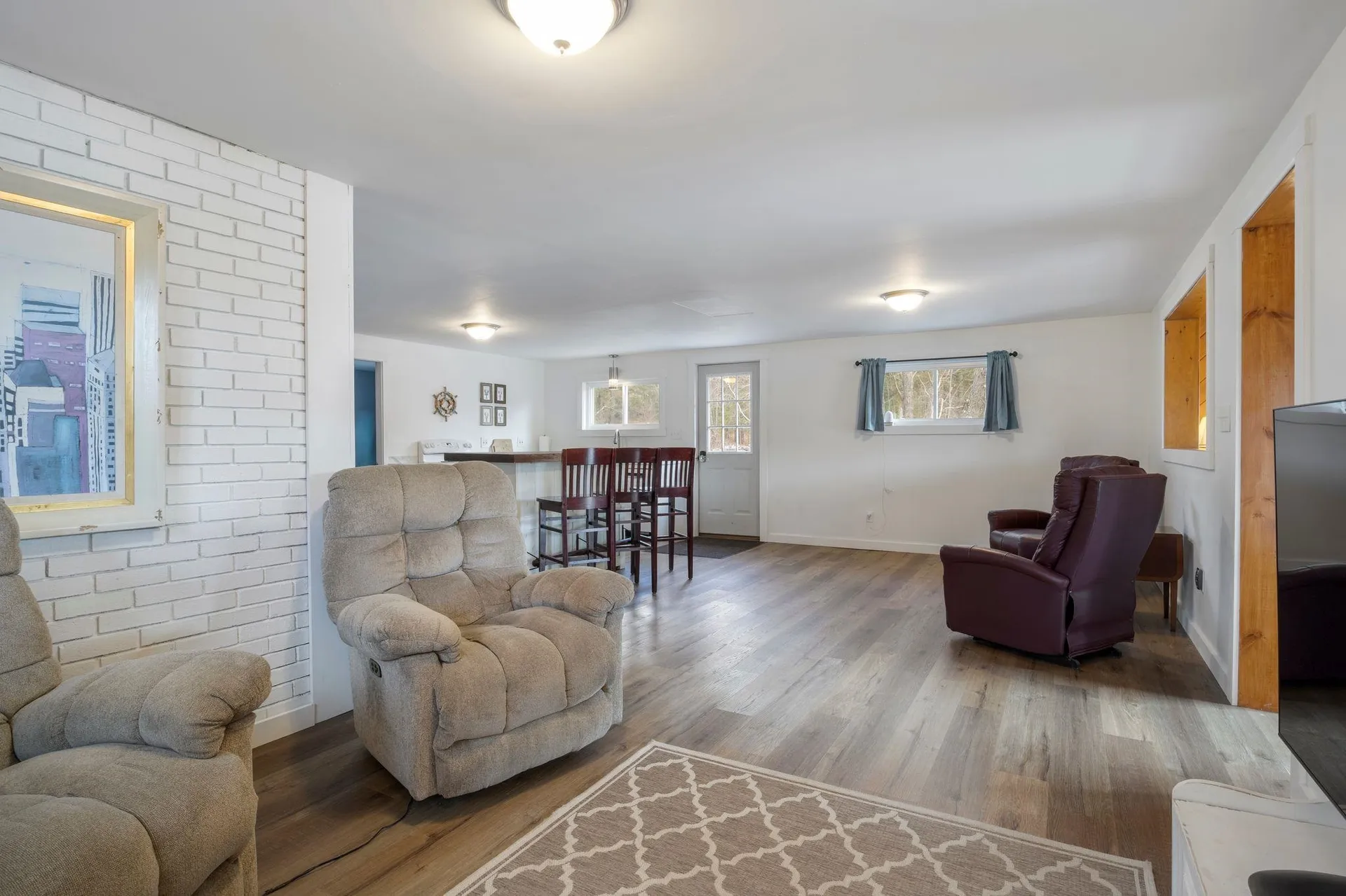 9 Duckling Lane Shapleigh ME 04076