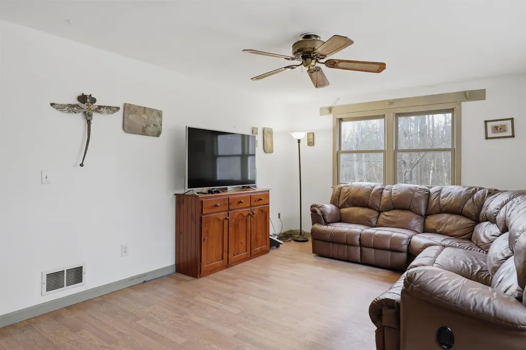 410 Hurricane Hill Road Mason NH 03048