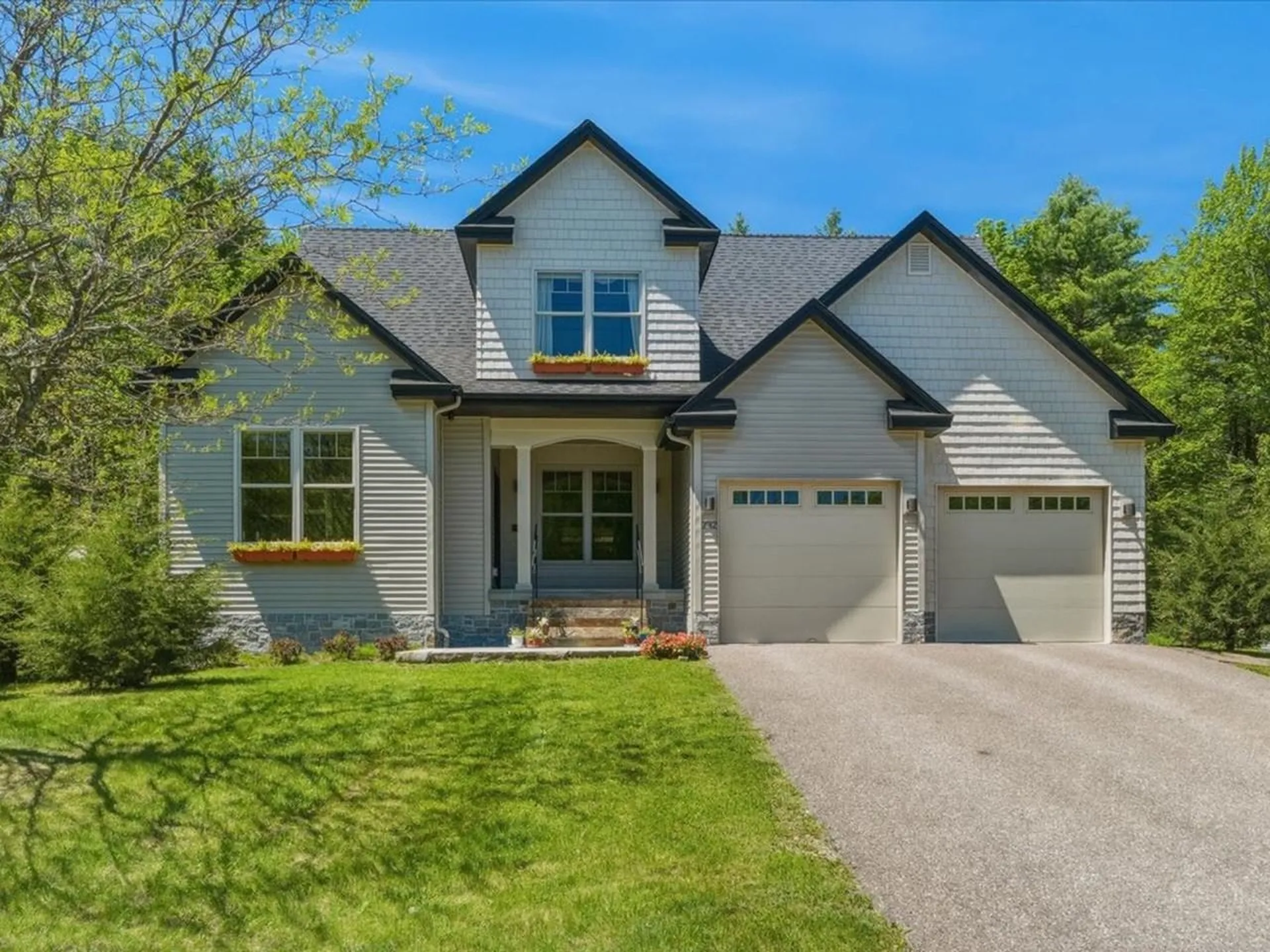 Colchester VT, 232 Colden Road
