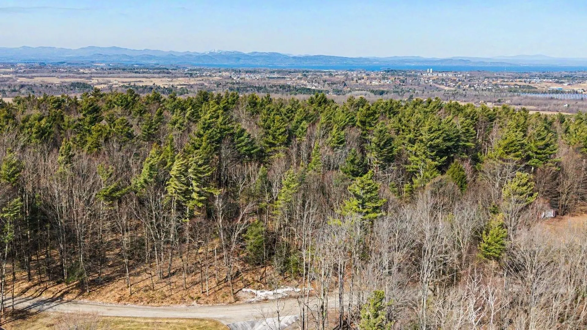 98 Snowdrift Lane Williston VT 05495