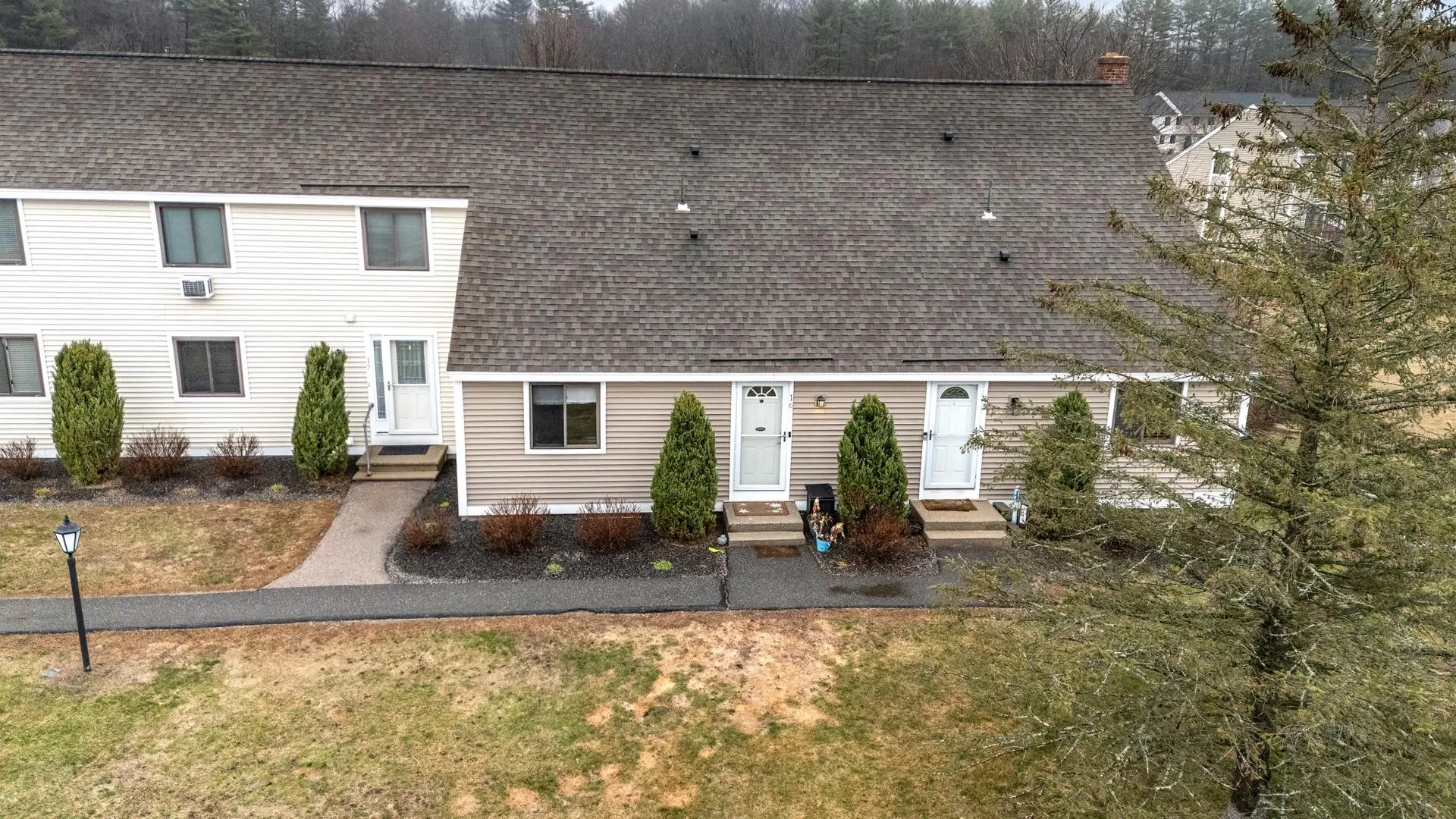 15 Pendleton Lane Londonderry NH 03053