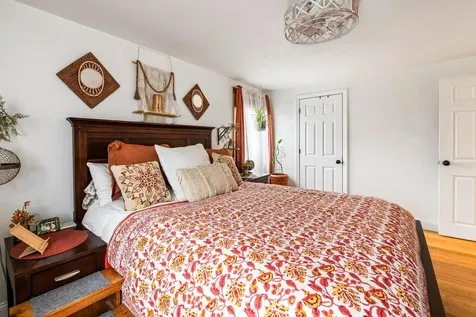 15 Pendleton Lane Londonderry NH 03053