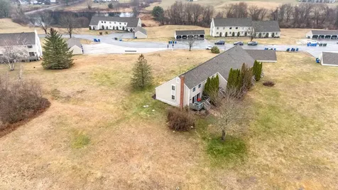15 Pendleton Lane Londonderry NH 03053