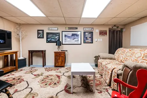 15 Pendleton Lane Londonderry NH 03053