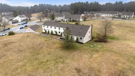 15 Pendleton Lane Londonderry NH 03053