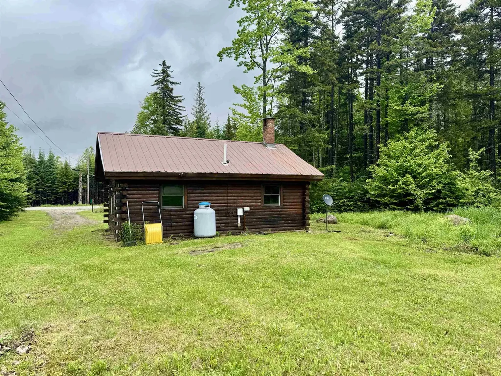 975 Newark Pond Road Newark VT 05871