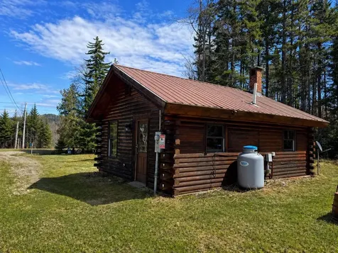 975 Newark Pond Road Newark VT 05871