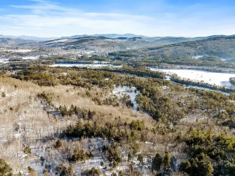 1482 River Road Bridgewater NH 03222