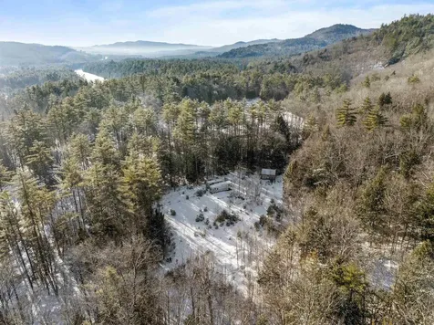 1482 River Road Bridgewater NH 03222