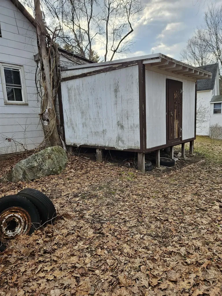 32 Charles Street Keene NH 03431