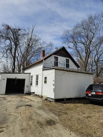 32 Charles Street Keene NH 03431