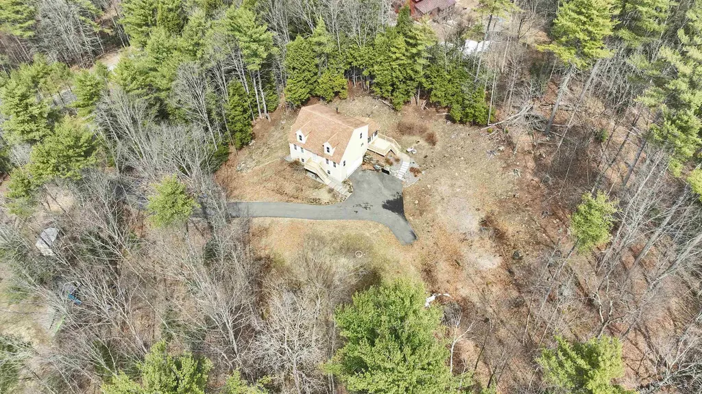 14 Greenwood Road Weare NH 03281