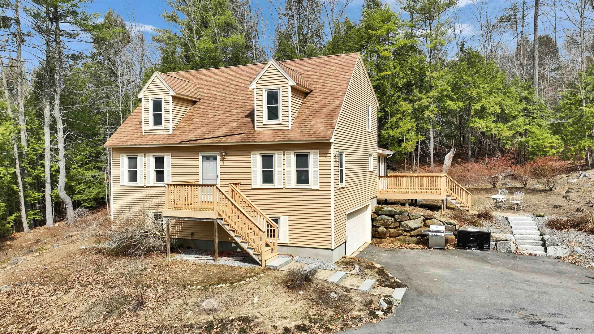 14 Greenwood Road Weare NH 03281