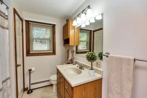 14 Greenwood Road Weare NH 03281