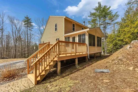 14 Greenwood Road Weare NH 03281