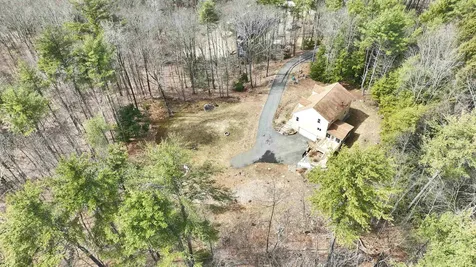 14 Greenwood Road Weare NH 03281