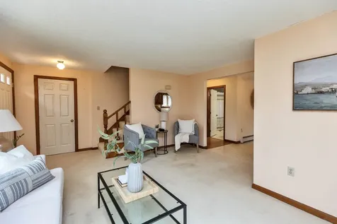 14 Greenwood Road Weare NH 03281