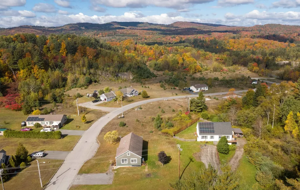 16 Deer Creek Lane St. Johnsbury VT 05819