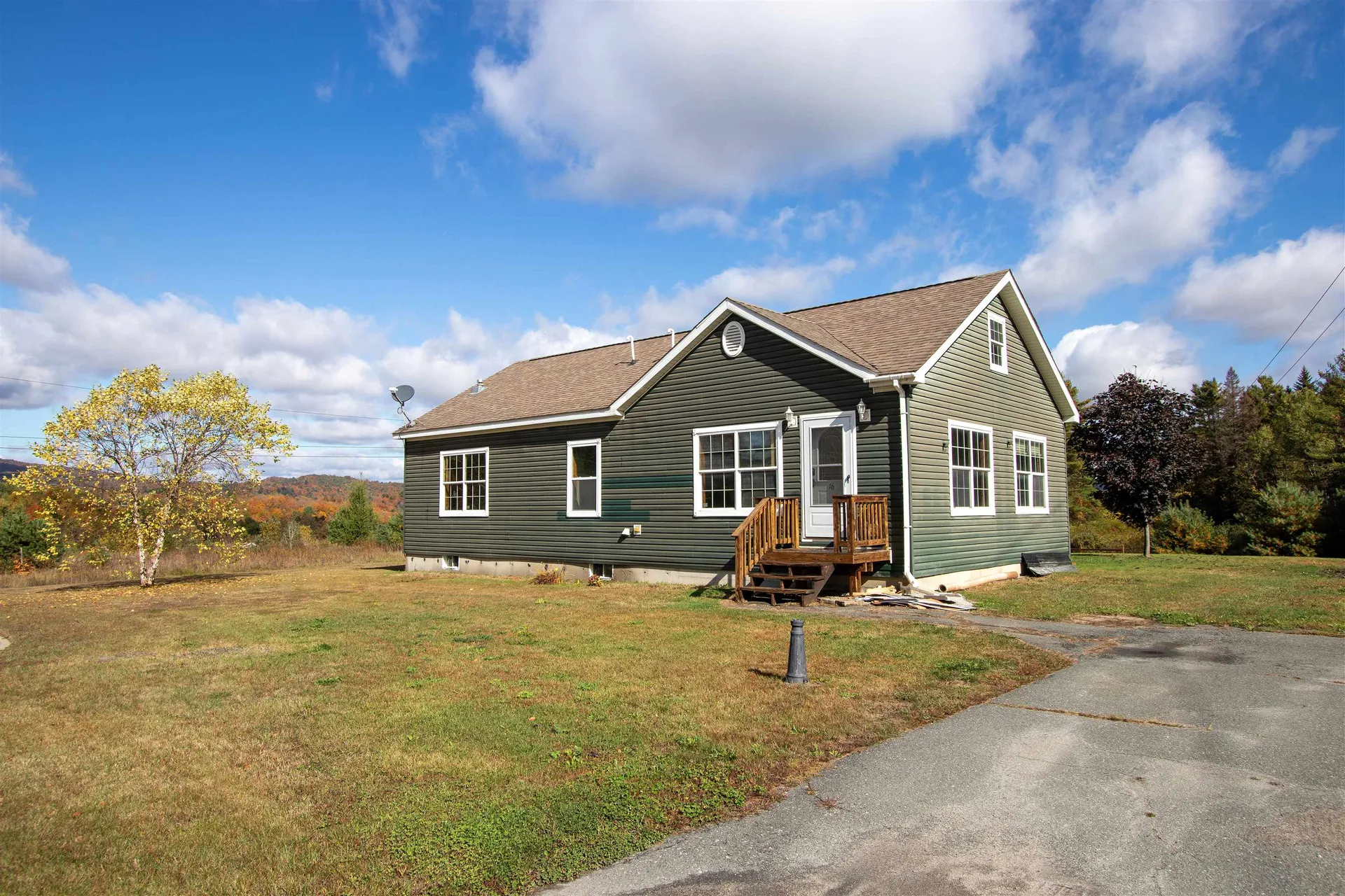 16 Deer Creek Lane St. Johnsbury VT 05819