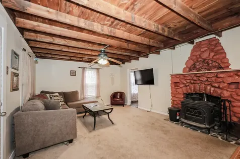 6 Milford Street Amherst NH 03031