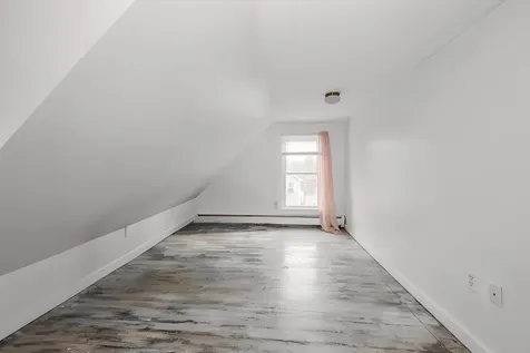 6 Milford Street Amherst NH 03031