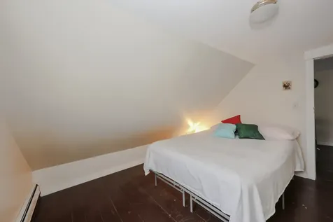 6 Milford Street Amherst NH 03031