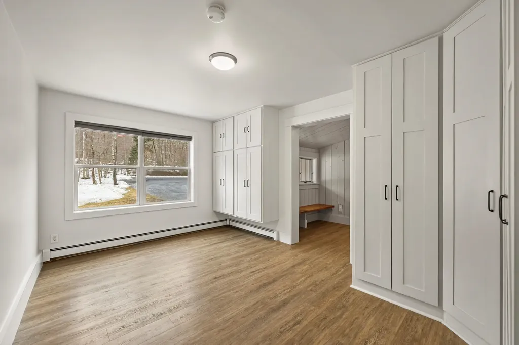 43 Bergblume Circle Stamford VT 05352