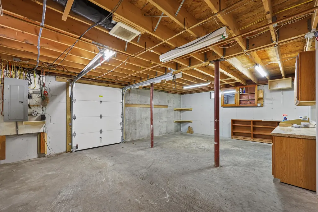 43 Bergblume Circle Stamford VT 05352