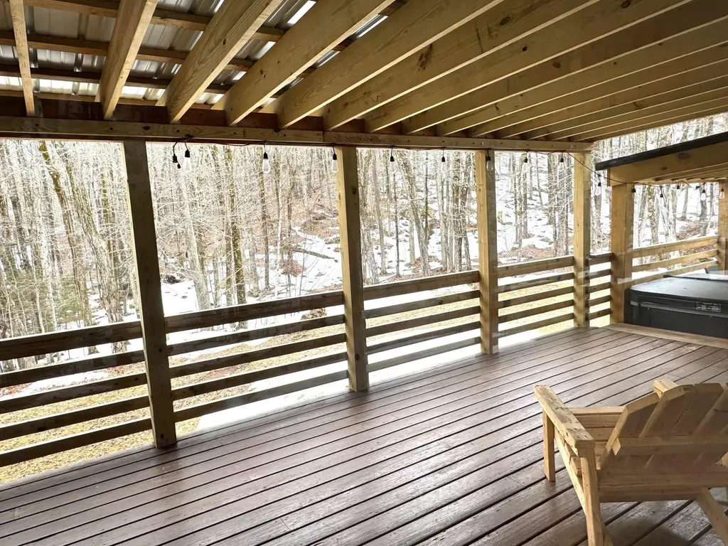 43 Bergblume Circle Stamford VT 05352