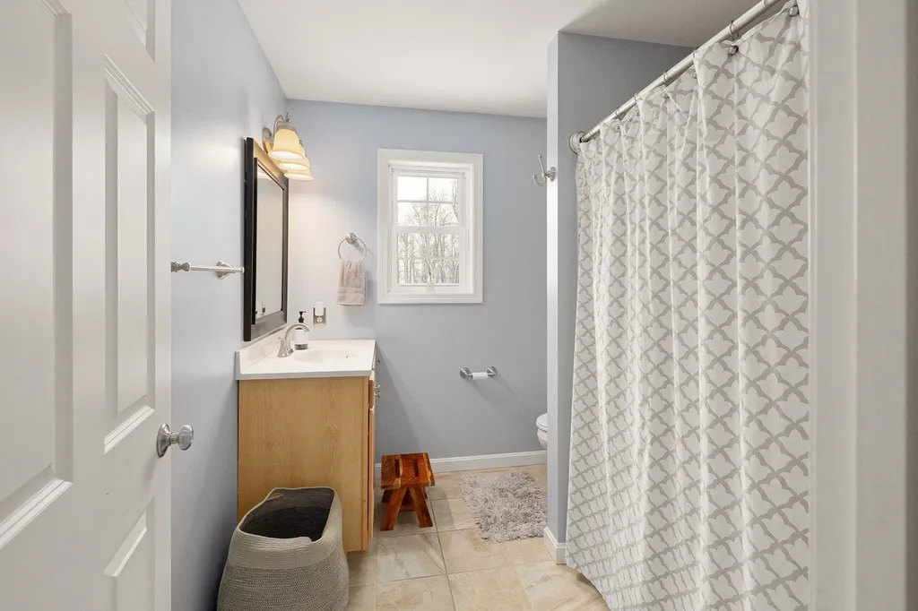 61 Bushey Road Fairfax VT 05454