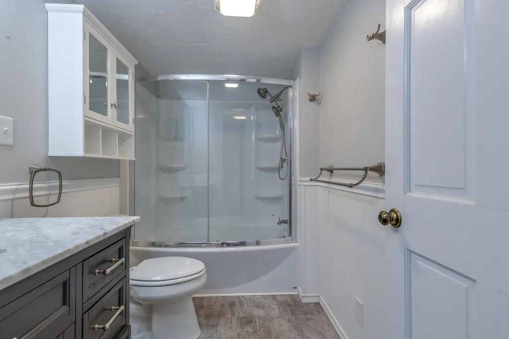 21 Hobart Street Concord NH 03303