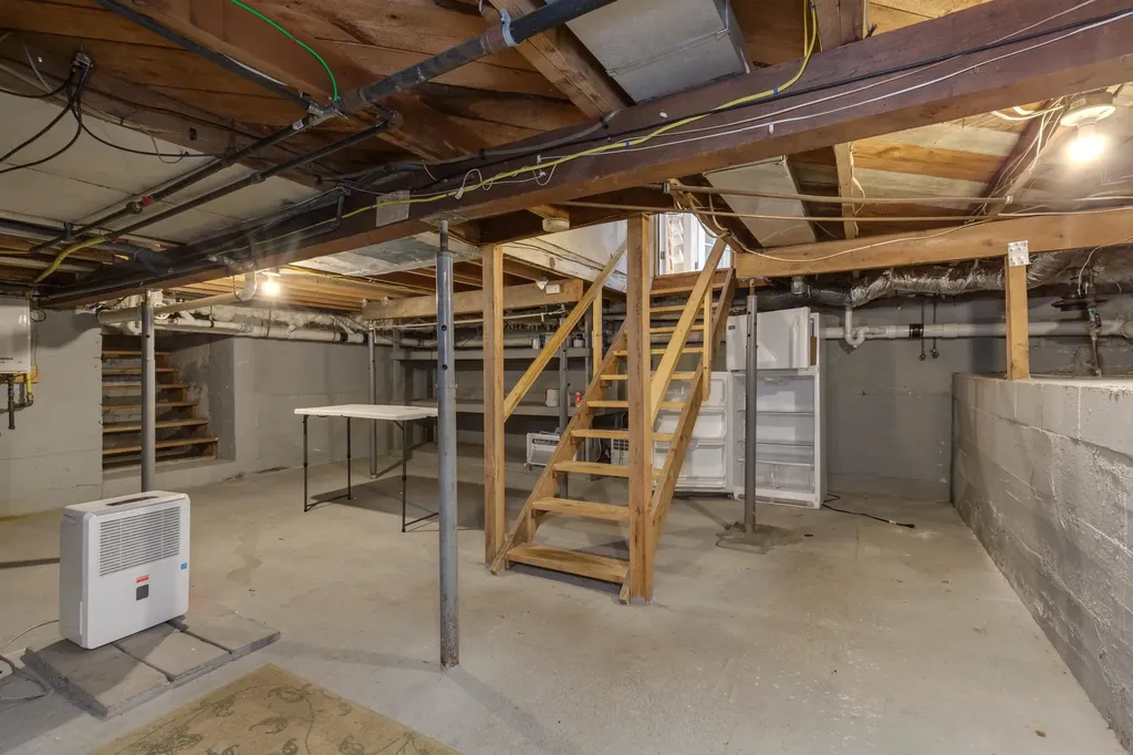 21 Hobart Street Concord NH 03303