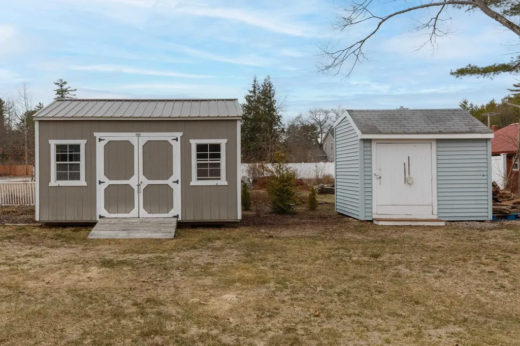 21 Hobart Street Concord NH 03303