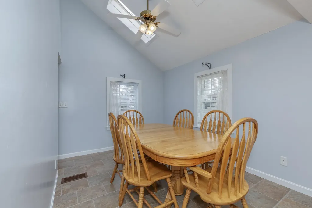 21 Hobart Street Concord NH 03303