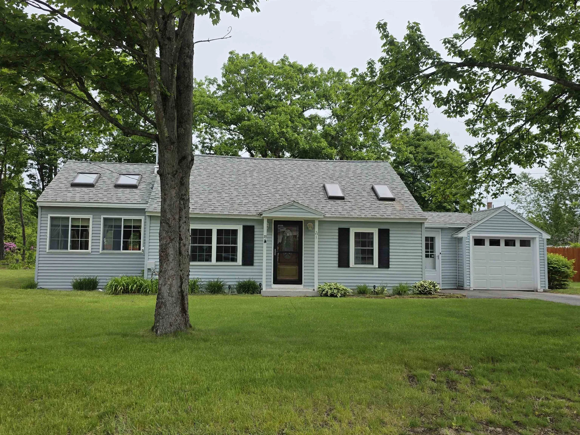 21 Hobart Street Concord NH 03303
