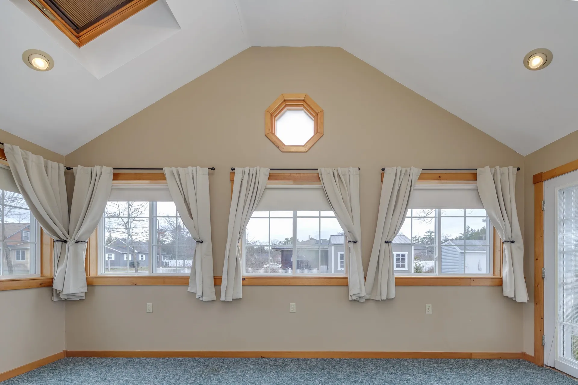 21 Hobart Street Concord NH 03303