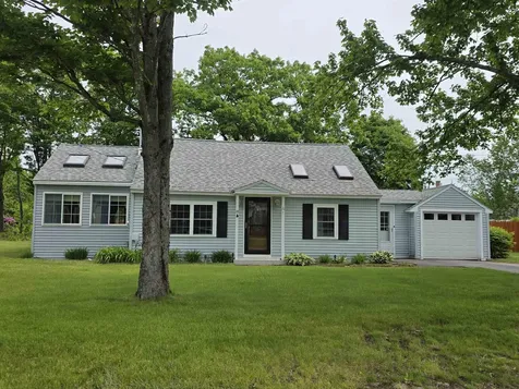 21 Hobart Street Concord NH 03303
