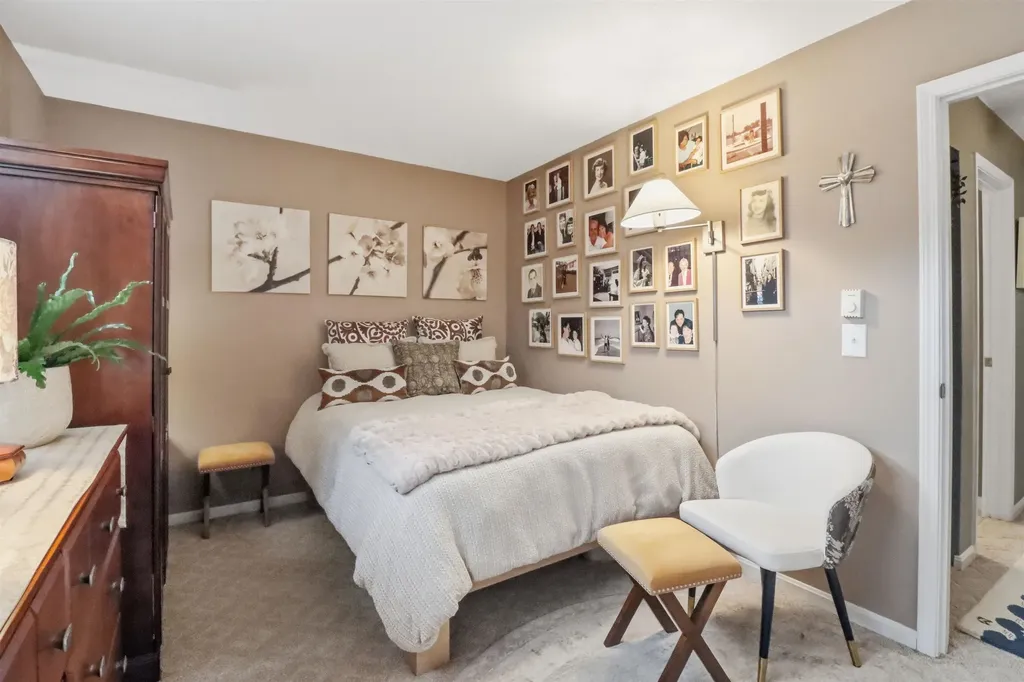 106 Hayes Avenue South Burlington VT 05403