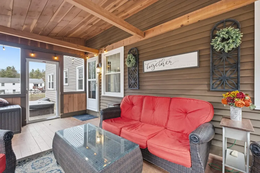 4 Cedar Lane Bow NH 03304