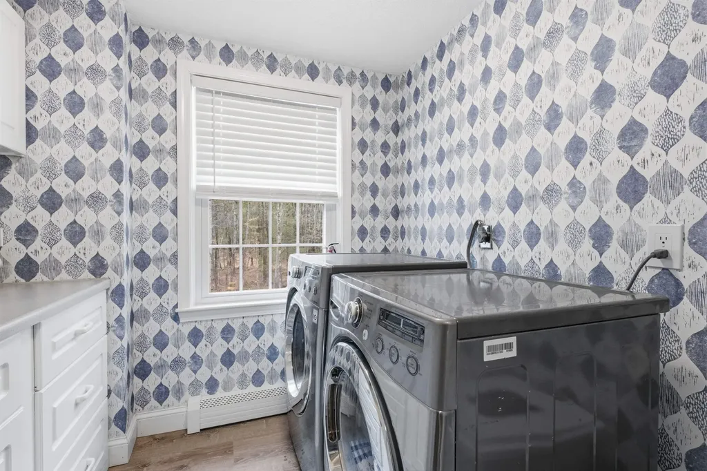 4 Cedar Lane Bow NH 03304