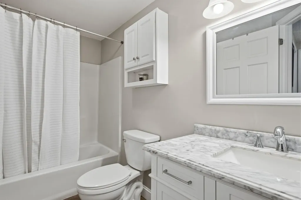 4 Cedar Lane Bow NH 03304