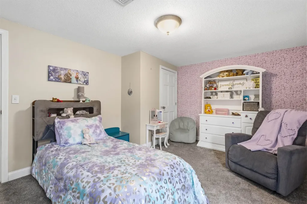 4 Cedar Lane Bow NH 03304