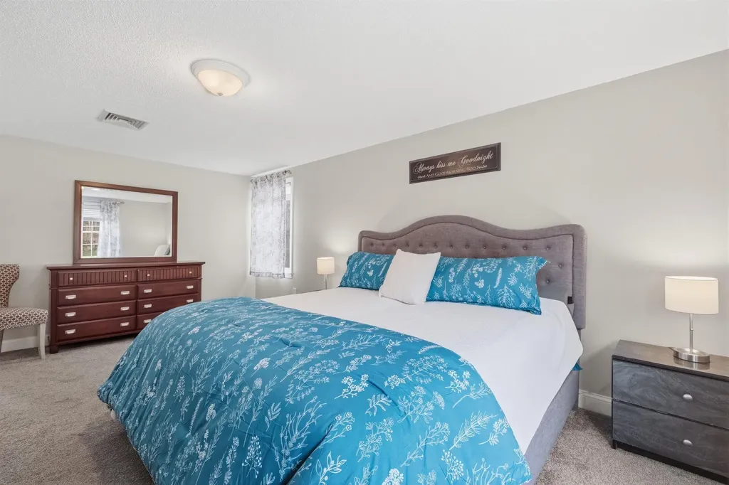 4 Cedar Lane Bow NH 03304